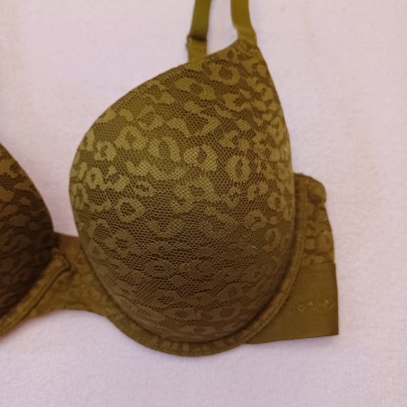 PINK Victoria's Secret Wear Everywhere Push Up Bra, 32DD - Picture 4 of 16